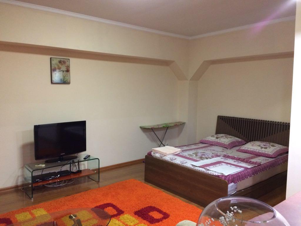 Flat Daire Almatı Dış mekan fotoğraf