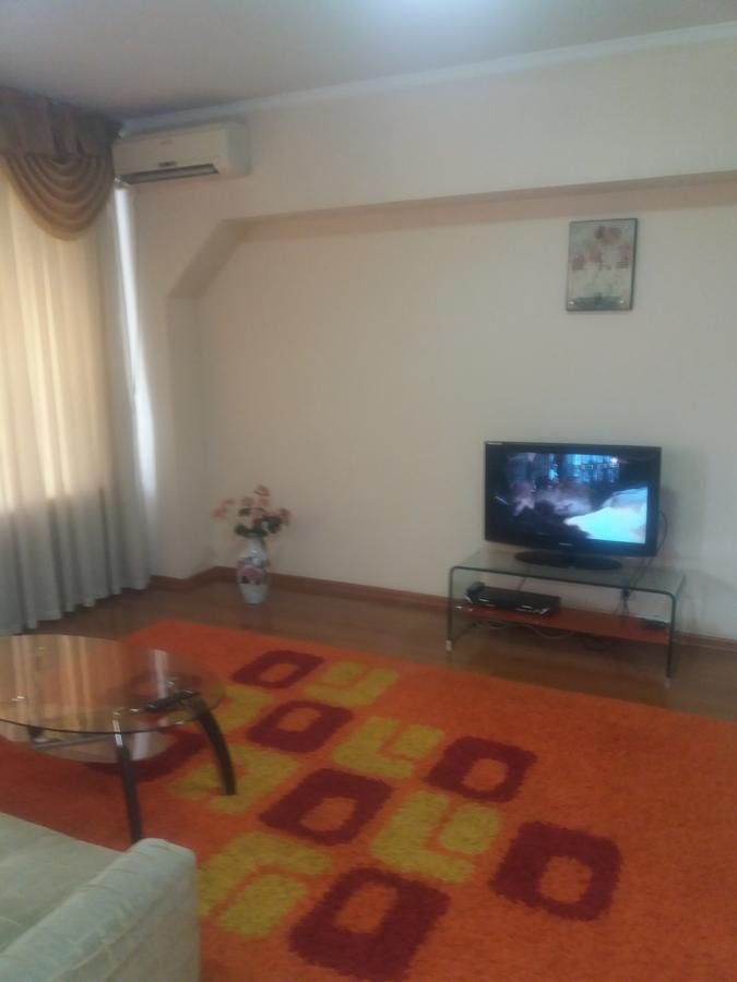 Flat Daire Almatı Dış mekan fotoğraf
